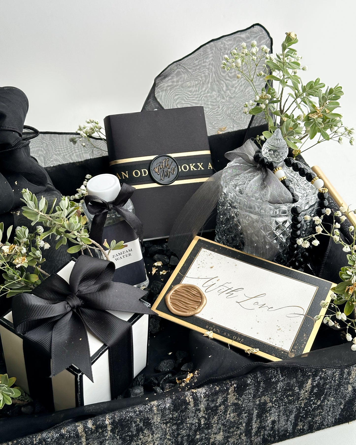 Luxe Hajj & Umrah Tray - Black