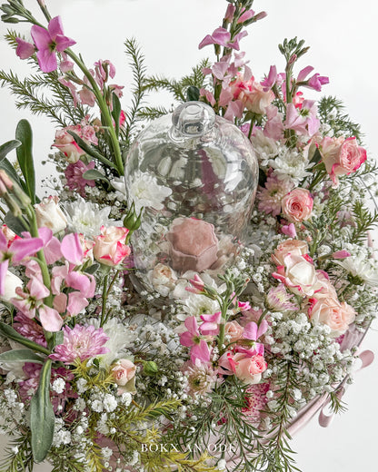 Flora & Vow